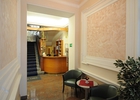 Thumb entrance hall
