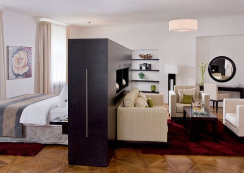 Main room gran suite 197 hotel barcelo old town praha25 8555