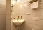 Thumb bily lev bath