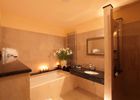 Thumb elysee apartments bathroom 800px