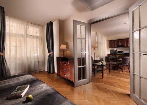 Main hotel elysee apartment living room with kitchenette 2012 800px