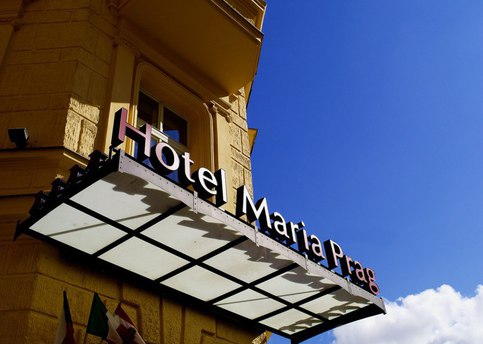 Main hotel maria prag 2x